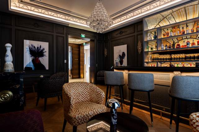 сигаретный лаундж